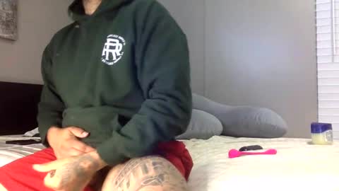 Snapshot of savagebullxxx chatting on 12/14/24, 03:07 savagebullxxx online show from 12/14/24, 03:07