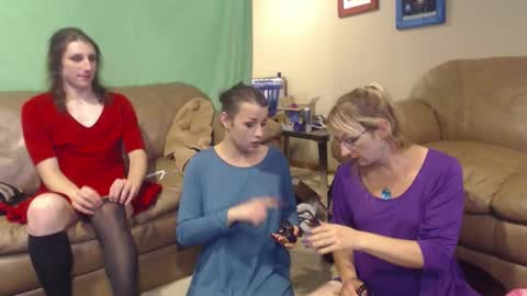 Savanah online show from 11/03/25, 01:08