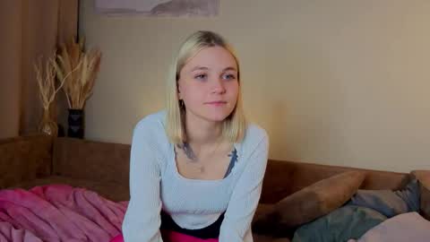 savannahshor online show from 10/22/25, 07:24