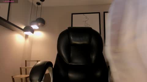 S a v a n n a h  online show from 10/13/25, 12:16