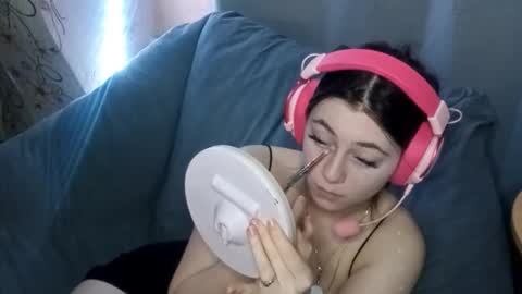 Sophie online show from 10/26/25, 02:23