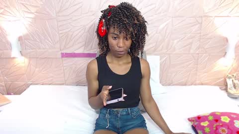 Snapshot of savory_pussy18 chatting on 01/07/25, 01:24 savory_pussy18 online show from 01/07/25, 01:24