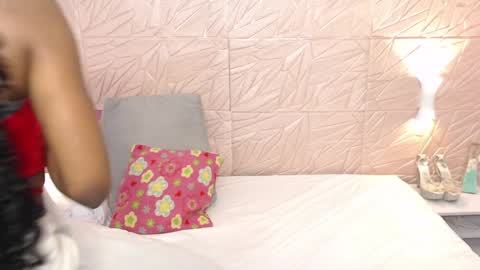 Snapshot of savory_pussy18 chatting on 02/01/25, 12:37 savory_pussy18 online show from 02/01/25, 12:37