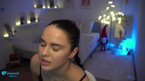 Naomi online show from 12/15/24, 09:20