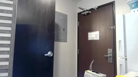 Snapshot of savvysavage6973 chatting on 01/20/25, 09:32 SavvySavage online show from 01/20/25, 09:32