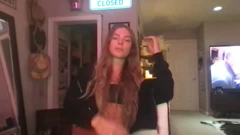 Savxoxoxo online show from 12/02/25, 04:07