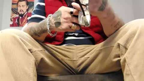 sayhi2mylilguy online show from 10/26/25, 10:43