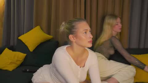 Hello guys our name is Emily Nicole Alice. We are very funny and love to spend time well online show from 11/07/25, 05:02