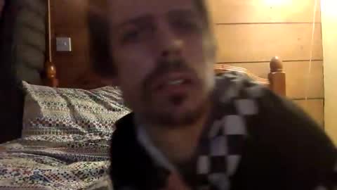 Snapshot of scamp12 chatting on 10/20/25, 02:12 scamp12 online show from 10/20/25, 02:12