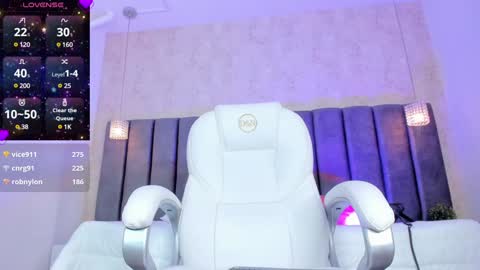 Scarlett online show from 12/30/24, 02:42