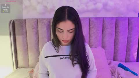 Scarlet  online show from 10/24/25, 02:30