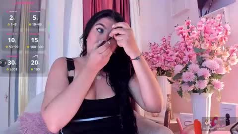 Snapshot of scarlet_fostt_ chatting on 11/02/25, 12:07 Andrea online show from 11/02/25, 12:07