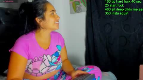 Snapshot of scarletanddanthe chatting on 10/09/25, 03:04 scarlet and danthe online show from 10/09/25, 03:04