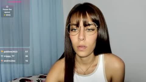 Snapshot of scarletbrow chatting on 12/10/24, 08:51 scarlet online show from 12/10/24, 08:51