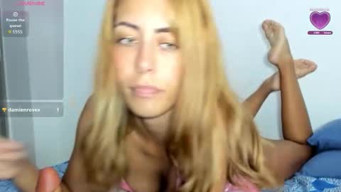 Snapshot of scarletbrow chatting on 12/01/25, 06:18 scarlet online show from 12/01/25, 06:18