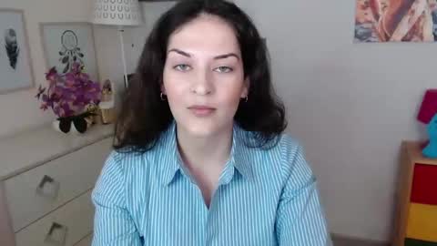 Scarlet online show from 11/28/25, 06:49