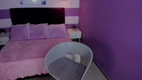 Scarlet  online show from 01/28/25, 06:27