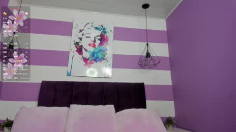 Scarlet  online show from 02/11/25, 08:26