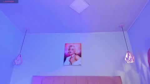 Scarlet  online show from 09/10/25, 04:12