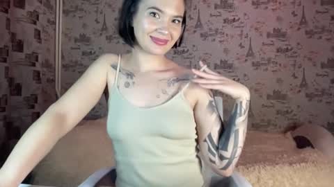 Snapshot of scarletpetal chatting on 10/24/25, 03:41 scarletpetal online show from 10/24/25, 03:41