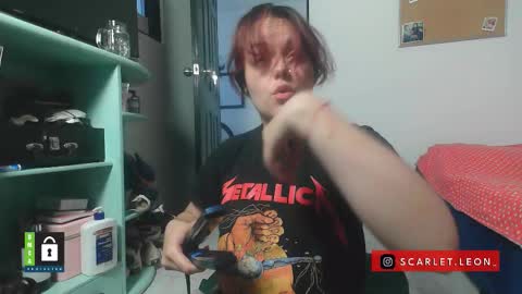 Snapshot of scarlett77_ chatting on 11/07/25, 02:06 Scarletland welcome online show from 11/07/25, 02:06