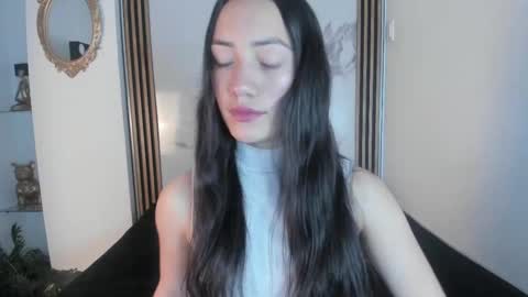 Snapshot of scarlett__fox__ chatting on 09/22/25, 11:23 SCARLETT FOX online show from 09/22/25, 11:23