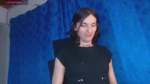 scarlet online show from 10/24/25, 09:44