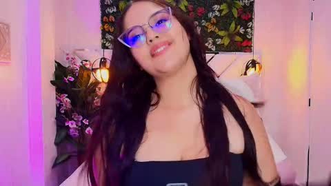 Snapshot of scarlett_montoya chatting on 10/15/25, 11:54 scarlett montoya online show from 10/15/25, 11:54