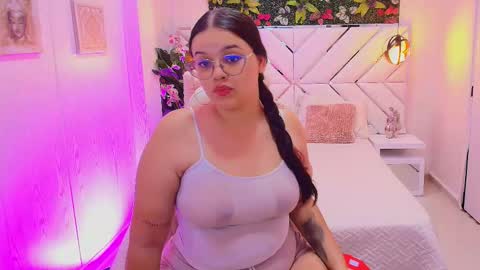 Snapshot of scarlett_montoya chatting on 10/16/25, 11:22 scarlett montoya online show from 10/16/25, 11:22