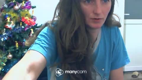 scarlett_queen01 online show from 01/30/25, 04:37