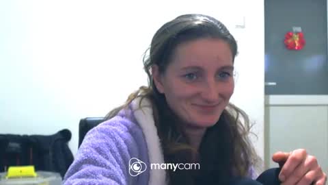 scarlett_queen01 online show from 02/02/25, 06:58