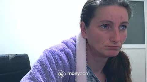 scarlett_queen01 online show from 02/03/25, 03:31