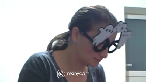 scarlett_queen01 online show from 10/31/25, 04:35