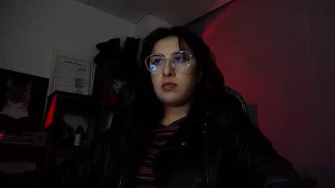 Snapshot of scarlett_sen chatting on 10/03/25, 02:14 Mistress Scarlett online show from 10/03/25, 02:14