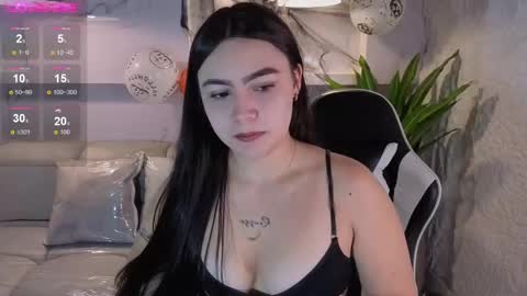 Snapshot of scarlett_smith_tp chatting on 10/29/25, 12:51 Scarlett online show from 10/29/25, 12:51