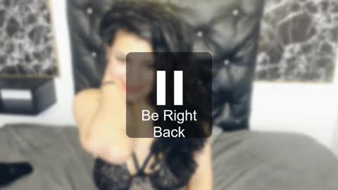 Snapshot of scarlett_w0lf chatting on 01/16/25, 06:37 Scarlett online show from 01/16/25, 06:37