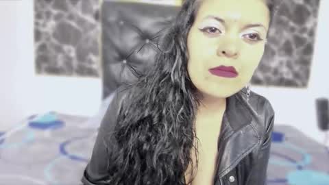 Scarlett online show from 11/10/25, 03:44