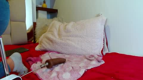 scarllet online show from 01/16/25, 12:09