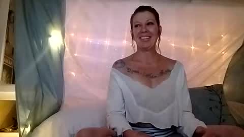 Scherstin online show from 12/02/25, 07:14