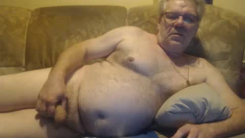 Snapshot of schnapper11 chatting on 01/02/25, 10:22 schnapper11 online show from 01/02/25, 10:22