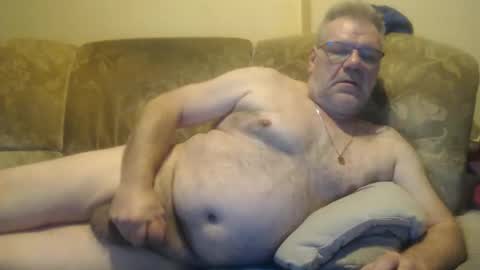 Snapshot of schnapper11 chatting on 01/09/25, 03:12 schnapper11 online show from 01/09/25, 03:12