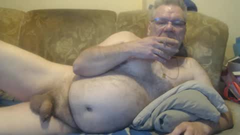 Snapshot of schnapper11 chatting on 01/17/25, 09:49 schnapper11 online show from 01/17/25, 09:49