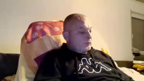 schnibschnab online show from 10/03/25, 01:13