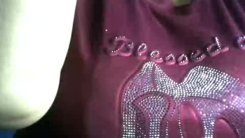 mai latina online show from 10/29/25, 11:23