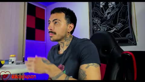 Alejandro help me to reach 200 thumps up online show from 10/20/25, 03:51