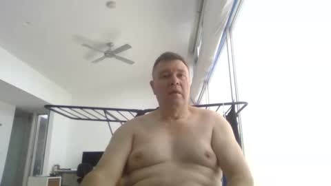 Snapshot of scoobs71 chatting on 09/25/25, 12:25 Scoobs online show from 09/25/25, 12:25