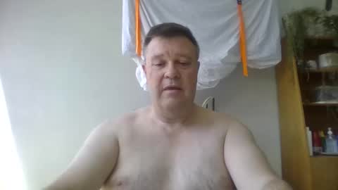 Snapshot of scoobs71 chatting on 11/07/25, 04:45 Scoobs online show from 11/07/25, 04:45