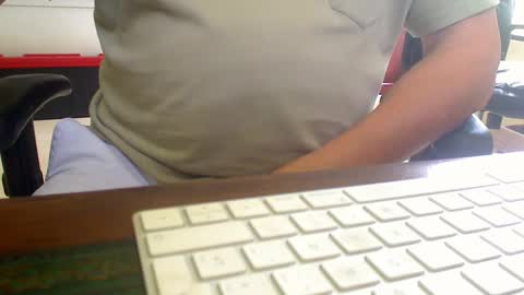 Snapshot of scottalone chatting on 12/01/24, 04:29 Scott online show from 12/01/24, 04:29