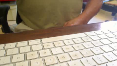 Snapshot of scottalone chatting on 03/04/25, 02:32 Scott online show from 03/04/25, 02:32