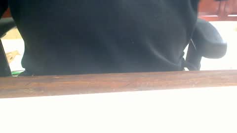 Snapshot of scottalone chatting on 11/12/25, 05:35 Scott online show from 11/12/25, 05:35